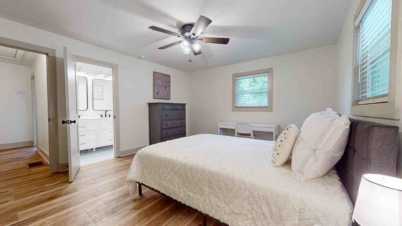 492 Harlan Rd Sw - Photo 2 of 10