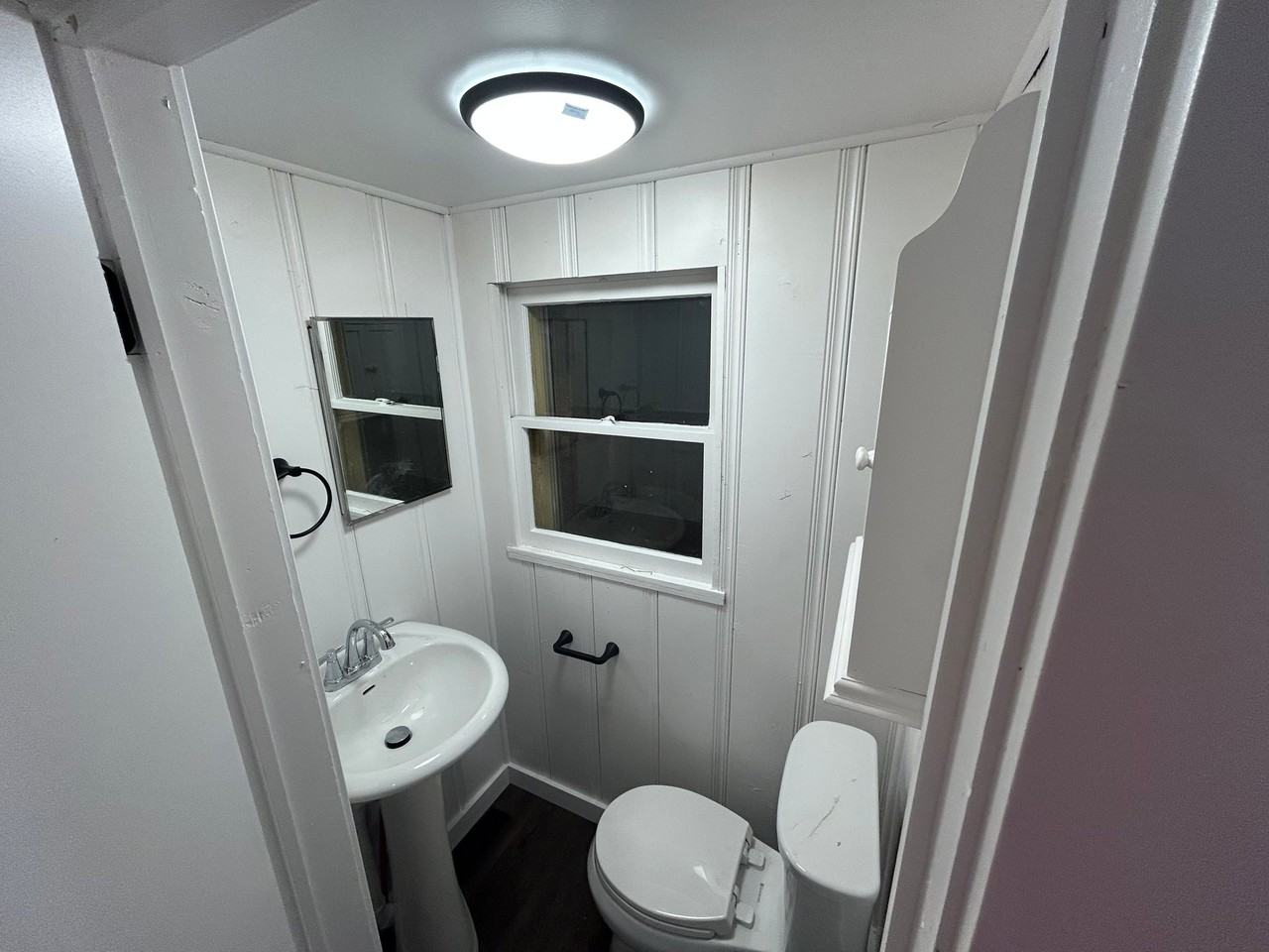 381 Woods Ave - Photo 6 of 7