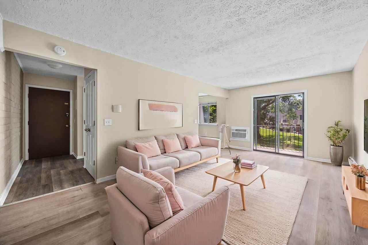30 Stenwick Dr #E - Photo 2 of 50