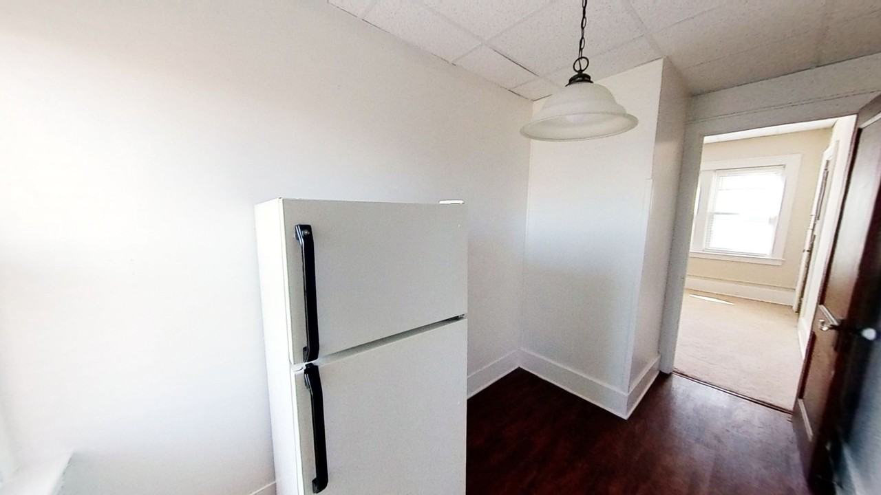 1625 East Ave Unit #303 - Photo 7 of 17