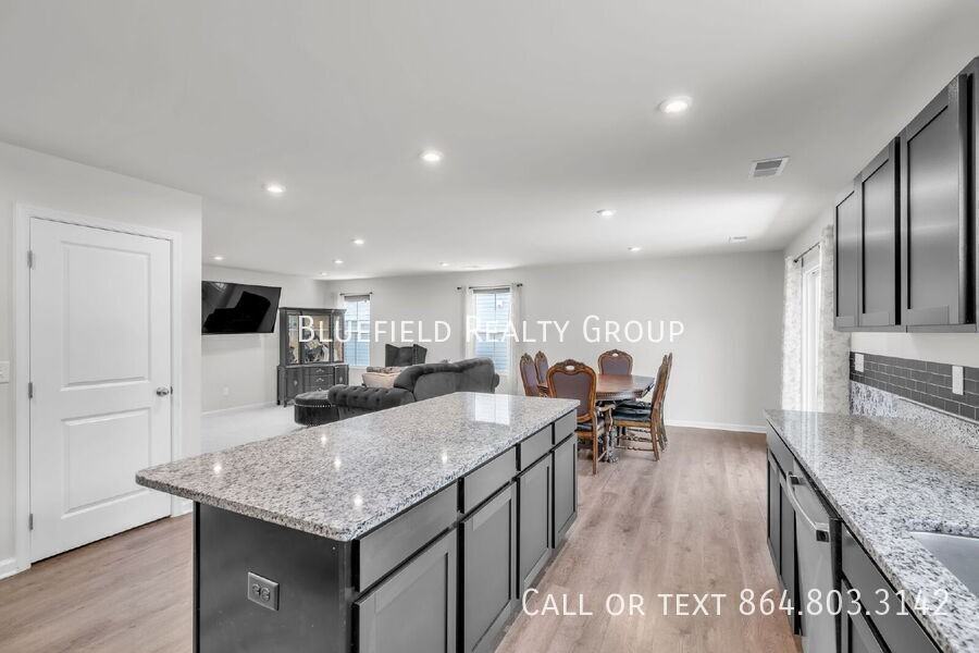 244 Ingram Ct #A - Photo 7 of 30