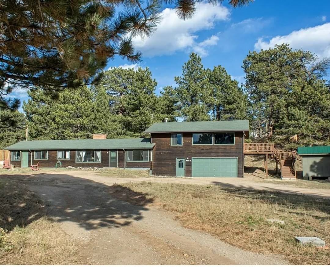 450 Hillside Ln #B - Photo 3 of 12