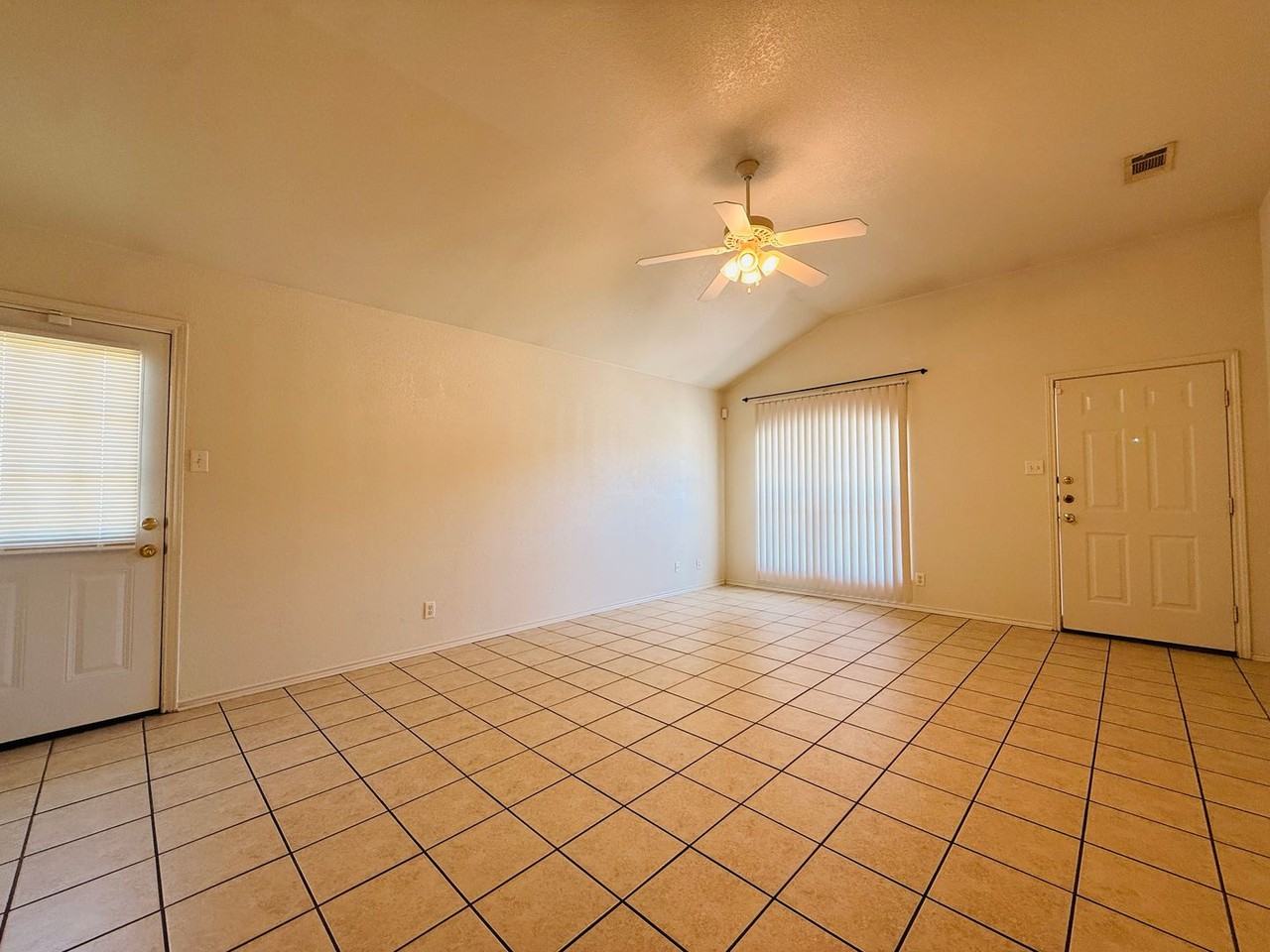 311A Jeff Gordon Dr - Photo 2 of 11