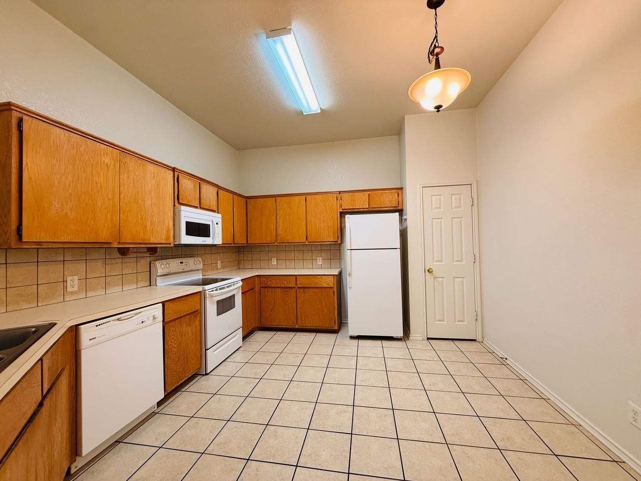 311A Jeff Gordon Dr - Photo 3 of 11