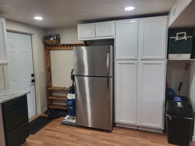 384 E Doreen St - Photo 4 of 16