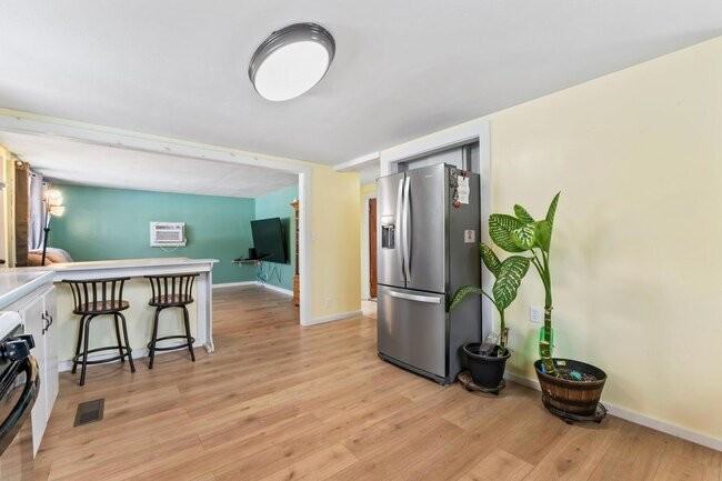 410 Boothby Rd - Photo 3 of 15