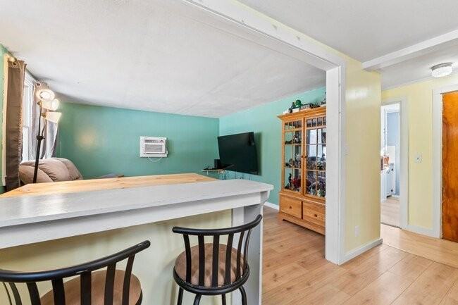 410 Boothby Rd - Photo 6 of 15