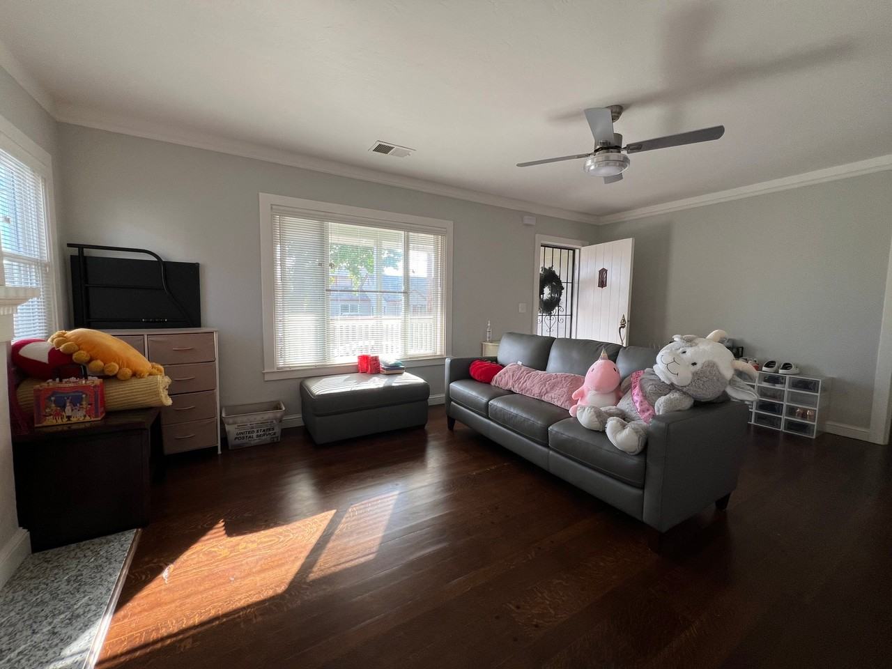 7608 Garfield Ave - Photo 5 of 15