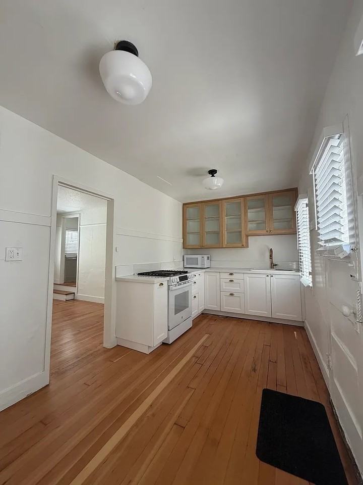253 S Lemon St #10 - Photo 5 of 20