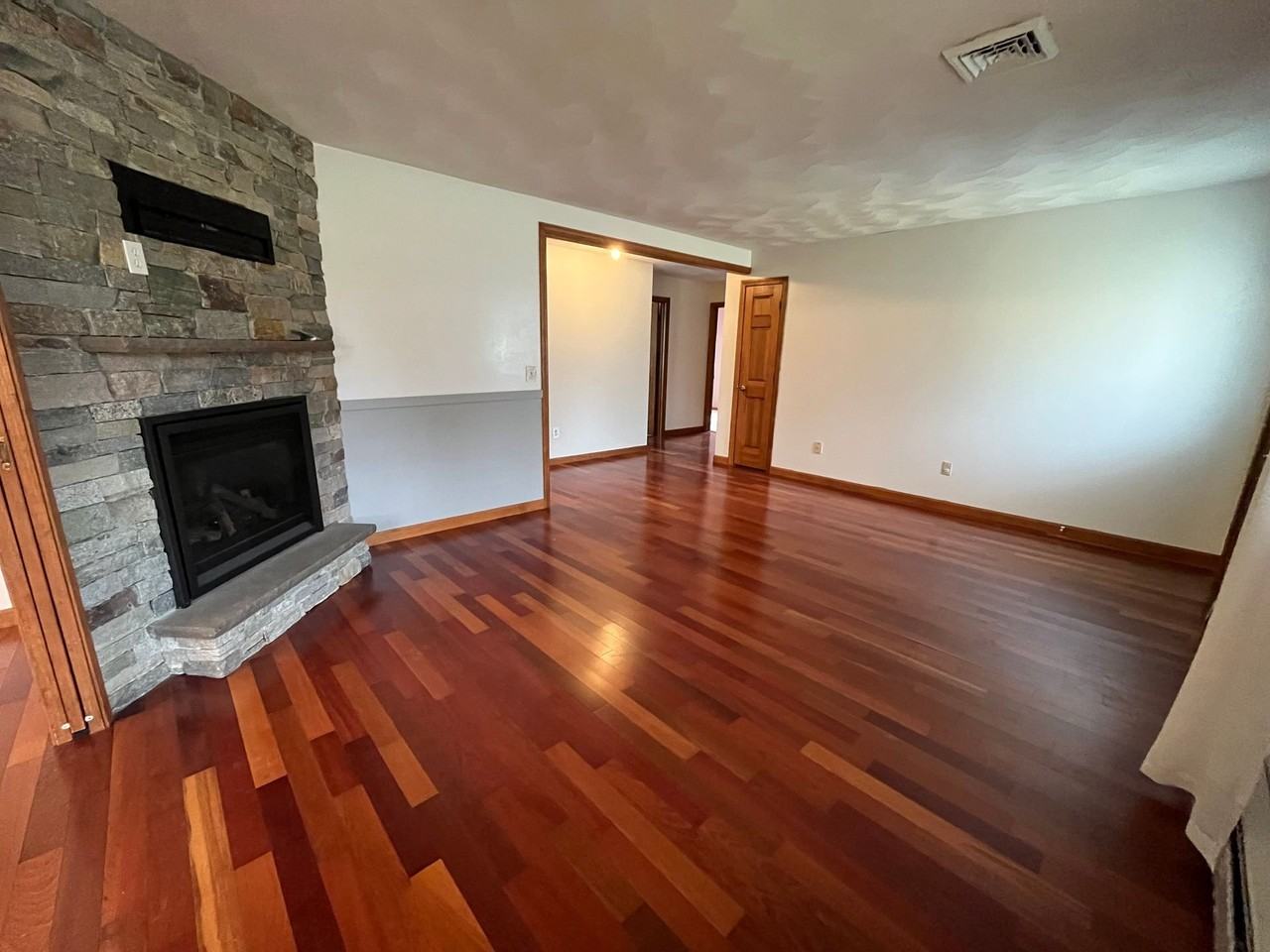 9 Clearview Ave - Photo 7 of 16