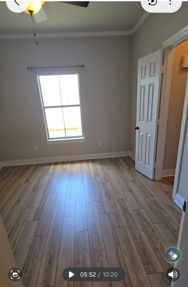 818 Meadow Bend Dr #G - Photo 5 of 20