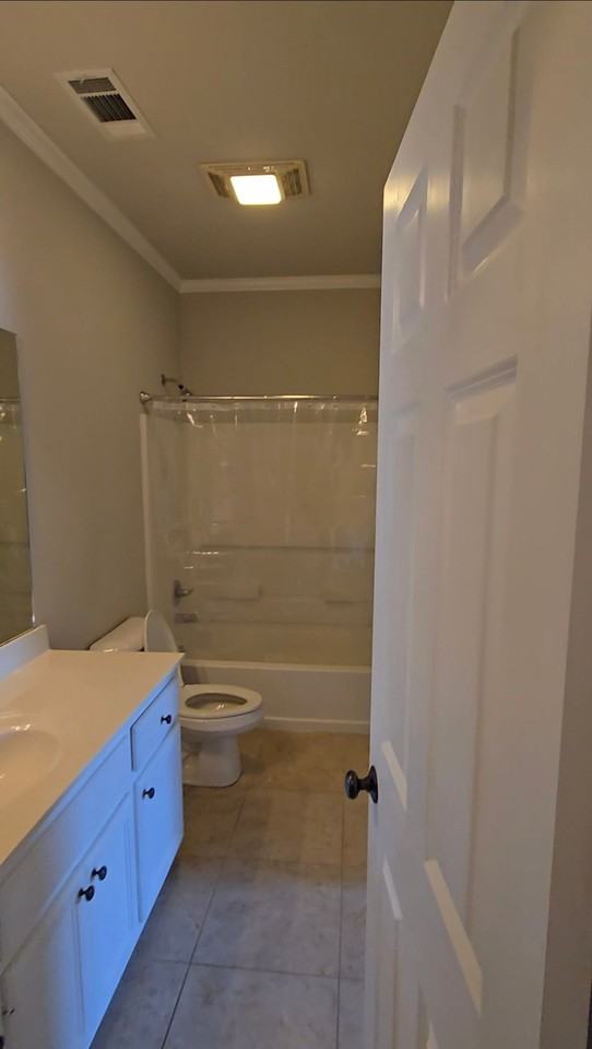 818 Meadow Bend Dr #G - Photo 6 of 20