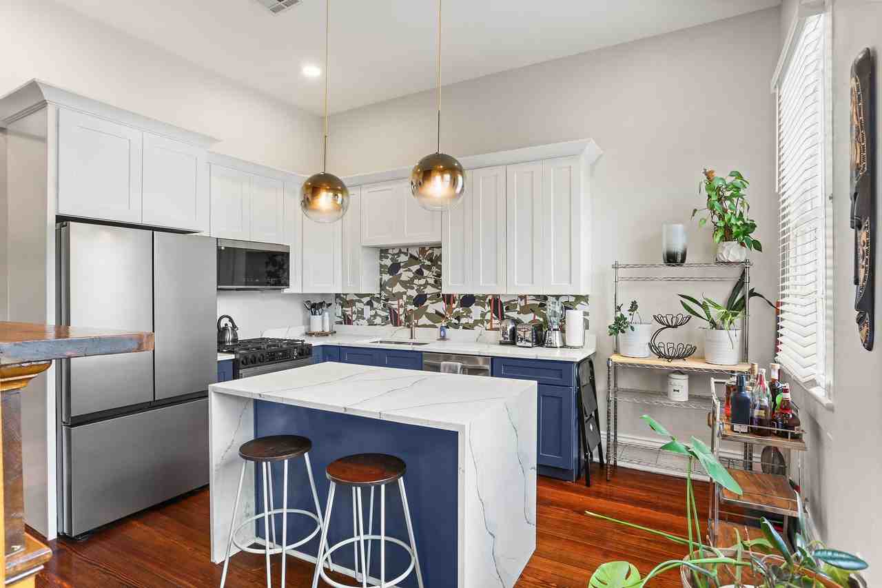 2130 1st St - Photo 5 of 10