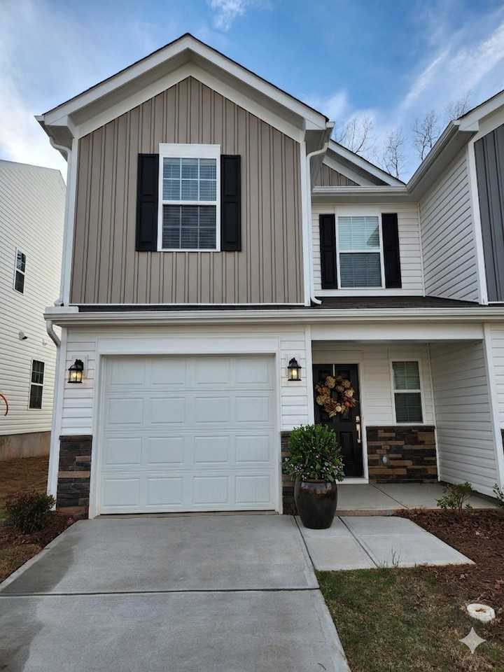 20008 Faithwood Ct - Photo 2 of 4
