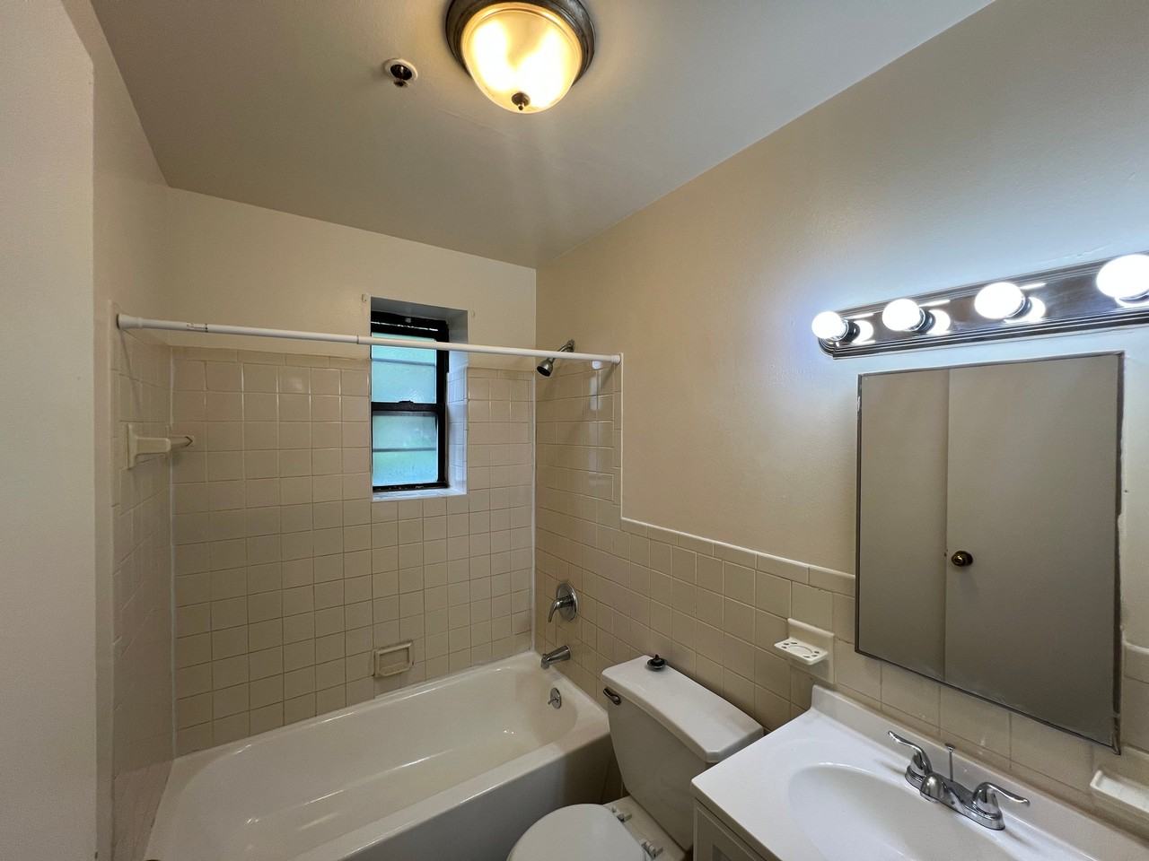 400 S 8th St #3 - Photo 5 of 7