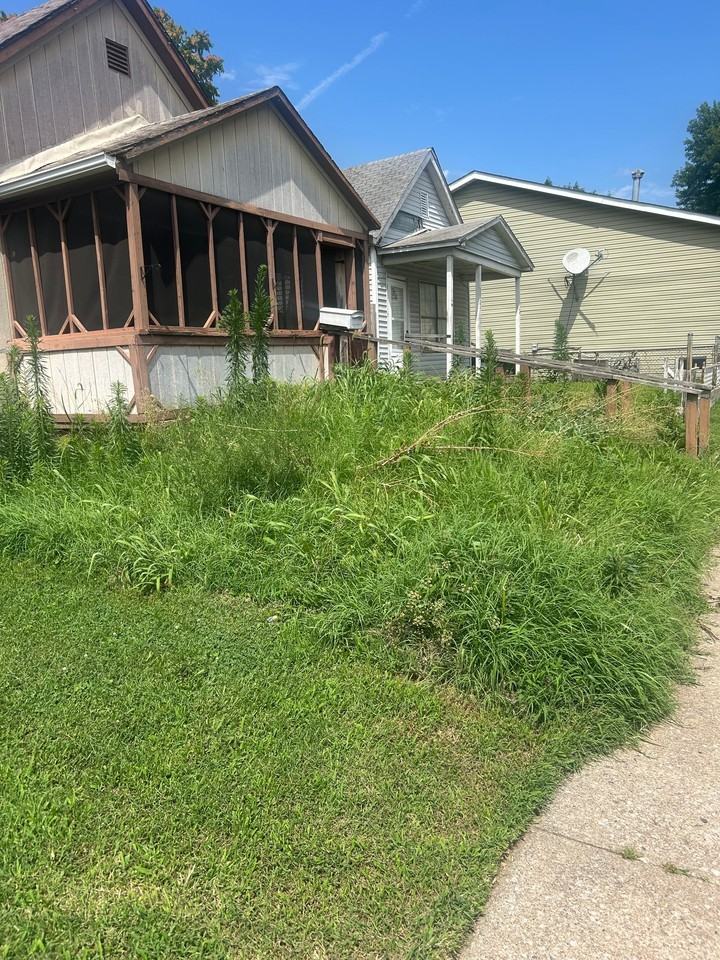 2504A Denver St - Photo 3 of 11