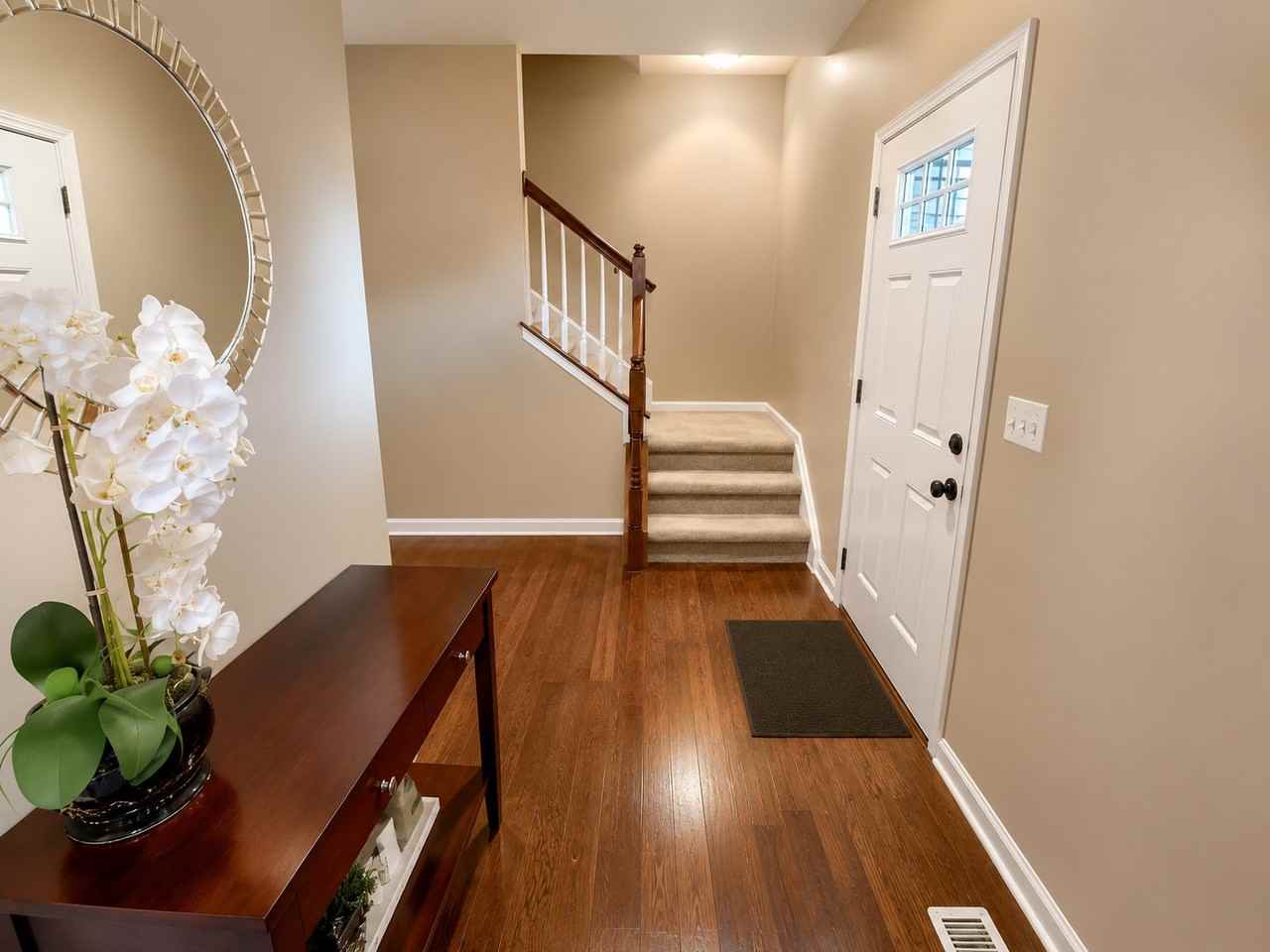 11 Airmont Dr - Photo 3 of 6
