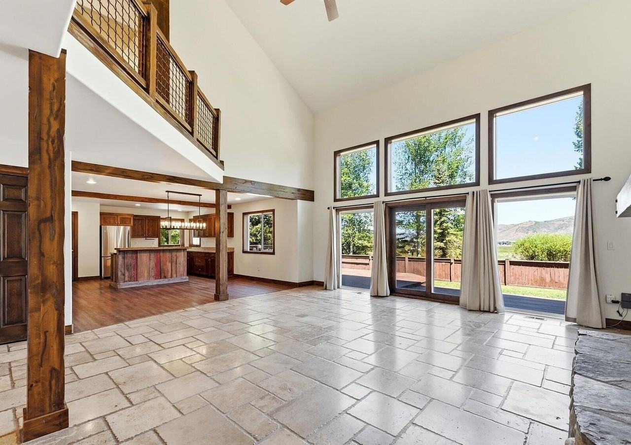 1422 Cutter Ln - Photo 2 of 20