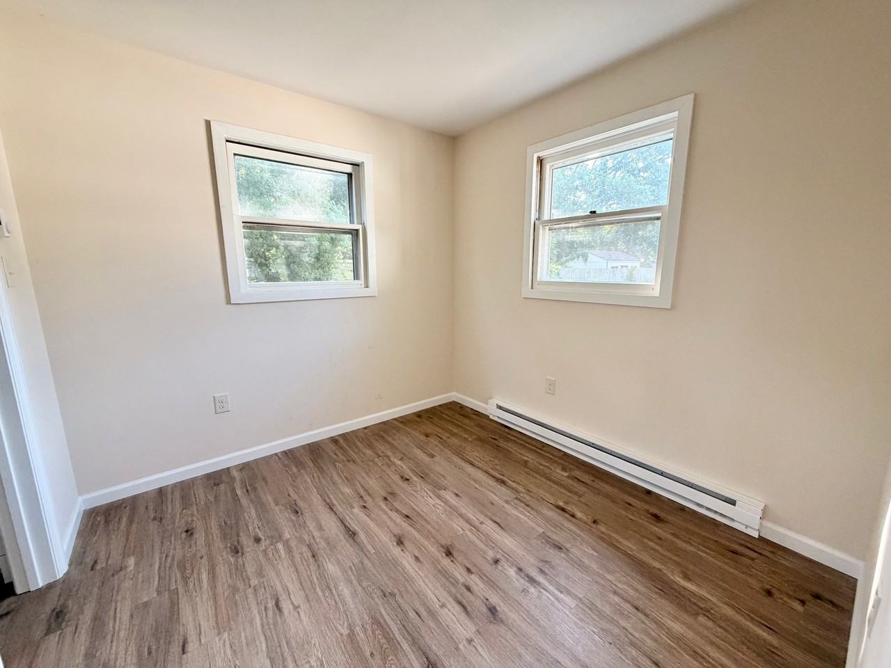 123 Jericho Rd #1L - Photo 3 of 6
