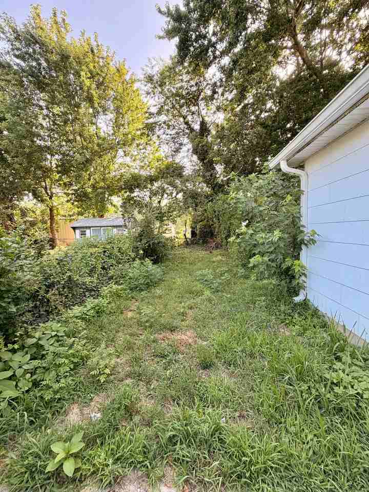 123 Jericho Rd #1L - Photo 6 of 6
