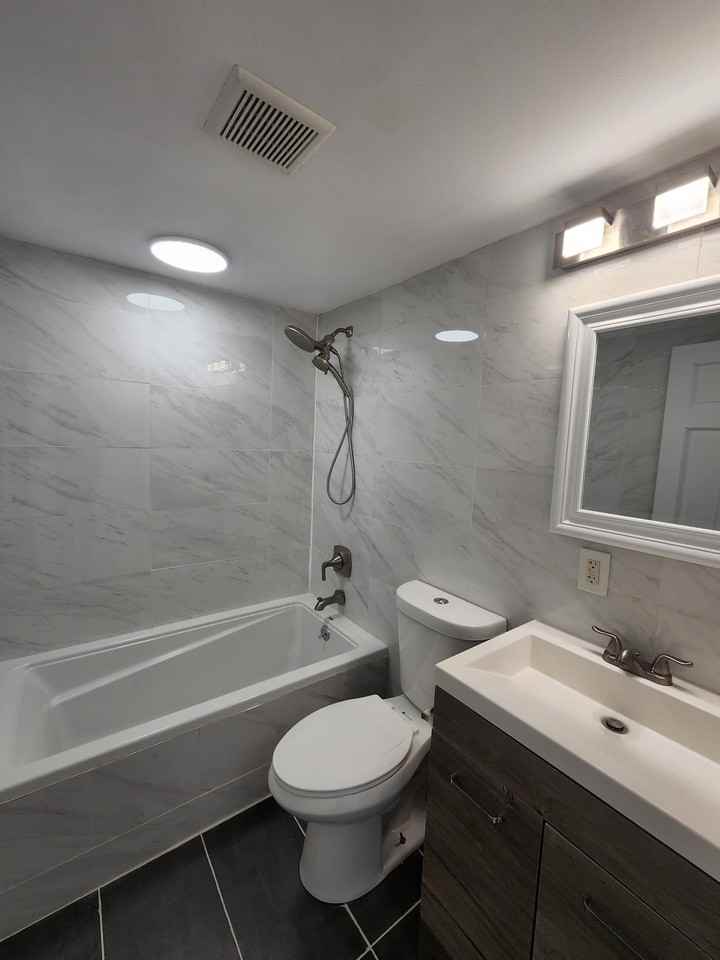 139 Beach 122nd St #4D - Photo 2 of 8