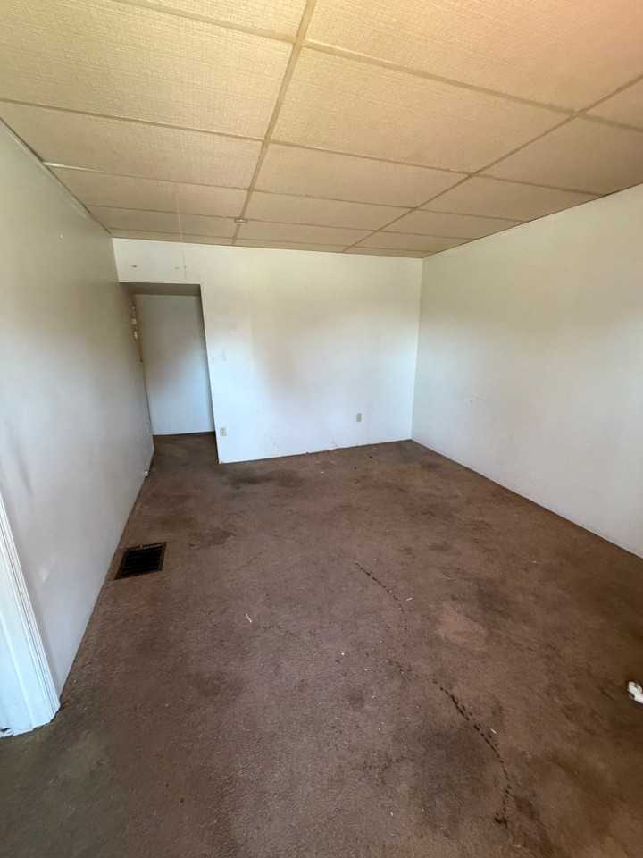 2017 Mccasland Ave - Photo 6 of 19