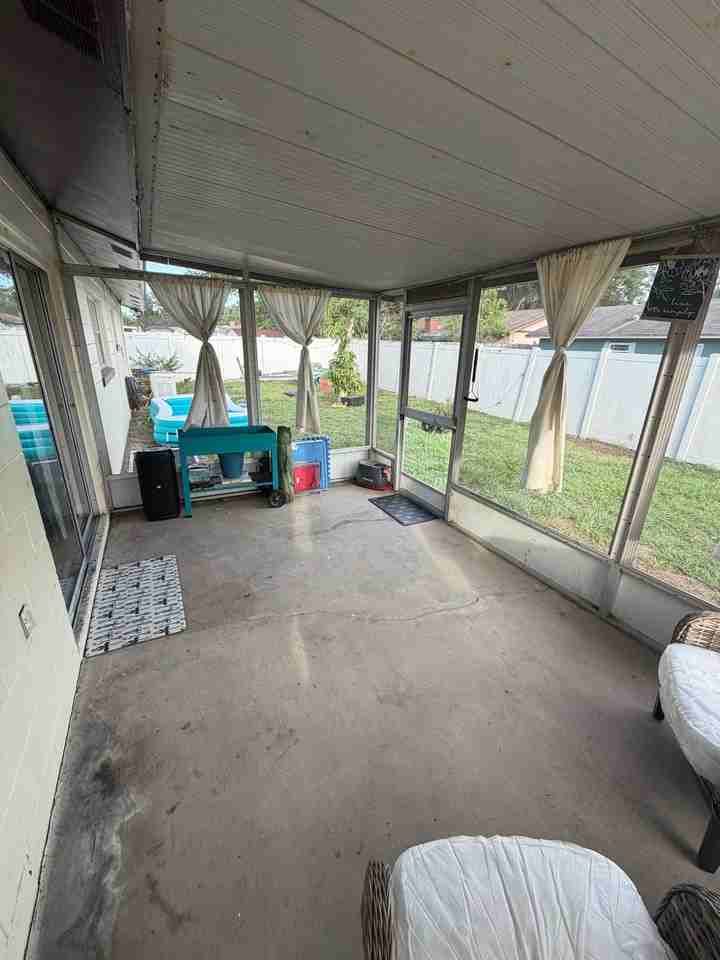 819 Pebblewood Dr - Photo 4 of 20