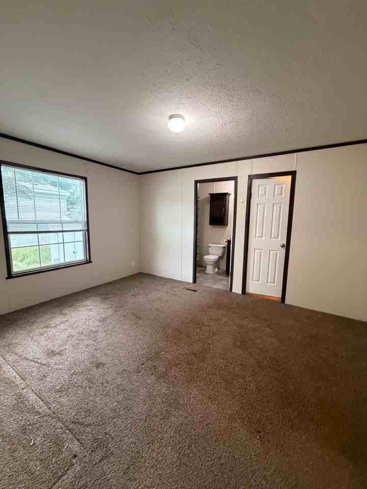 145 Humphrey Dr #145 - Photo 3 of 7