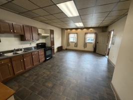 featured image of 4E W Main St
