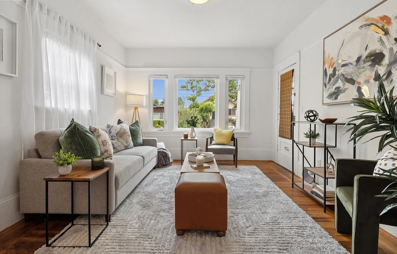 749 55th Street - Photo 4 of 13