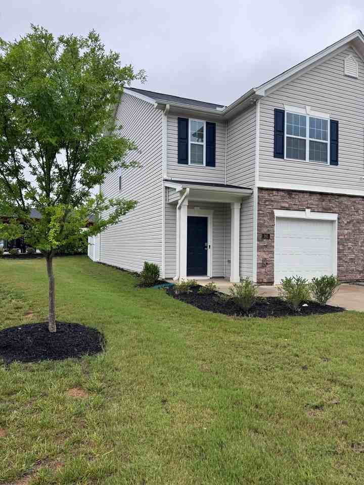 285 Moyer Drive - Photo 2 of 25