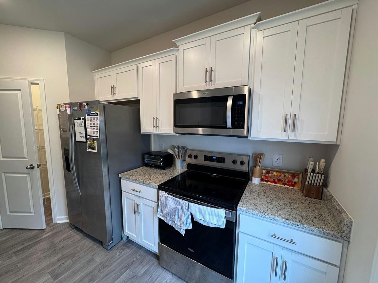 285 Moyer Drive - Photo 3 of 25