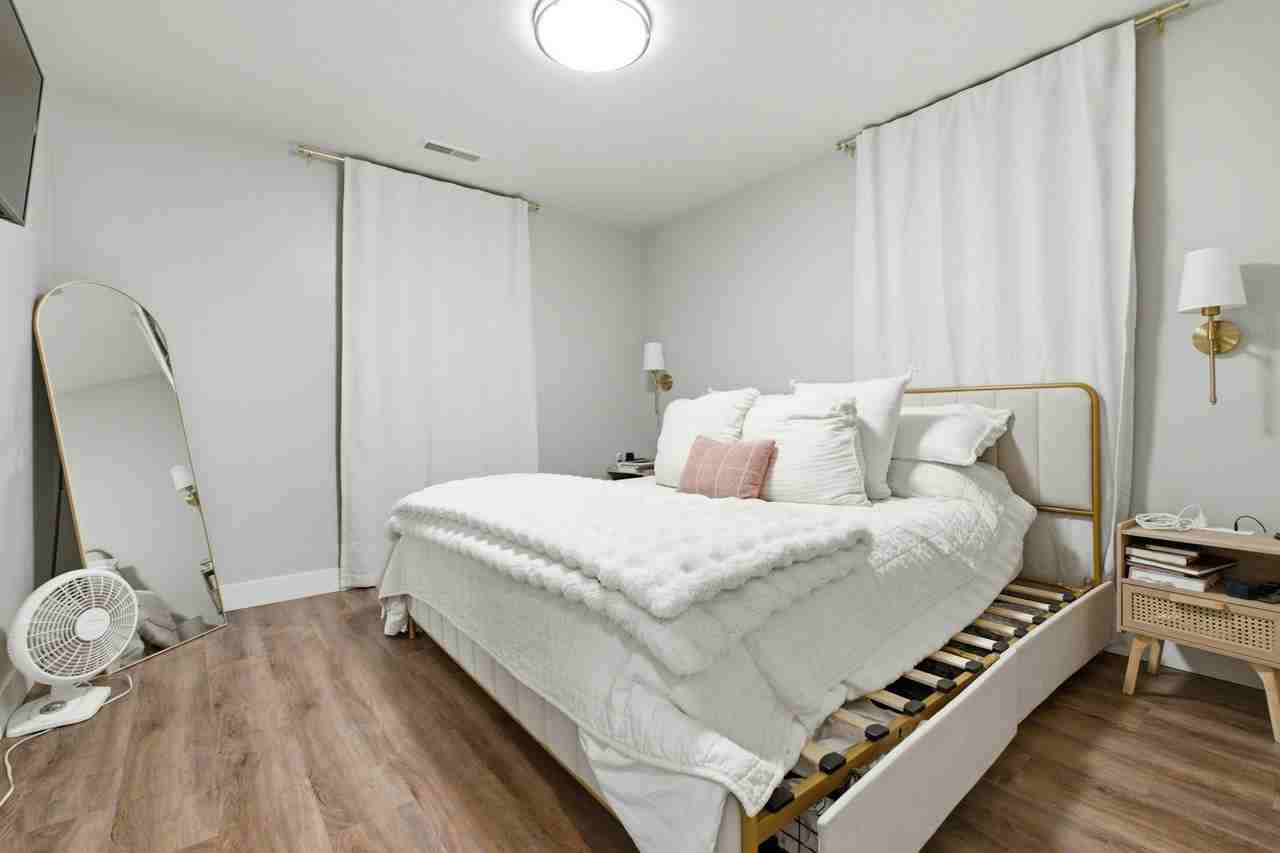 720 North 100 West Street - Photo 6 of 9