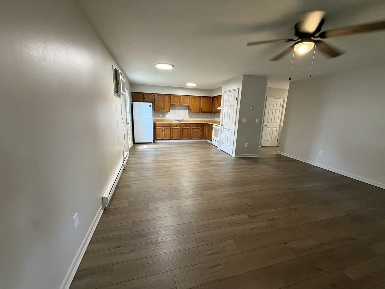 119-121 Michael Avenue, Unit 121 - Photo 6 of 16