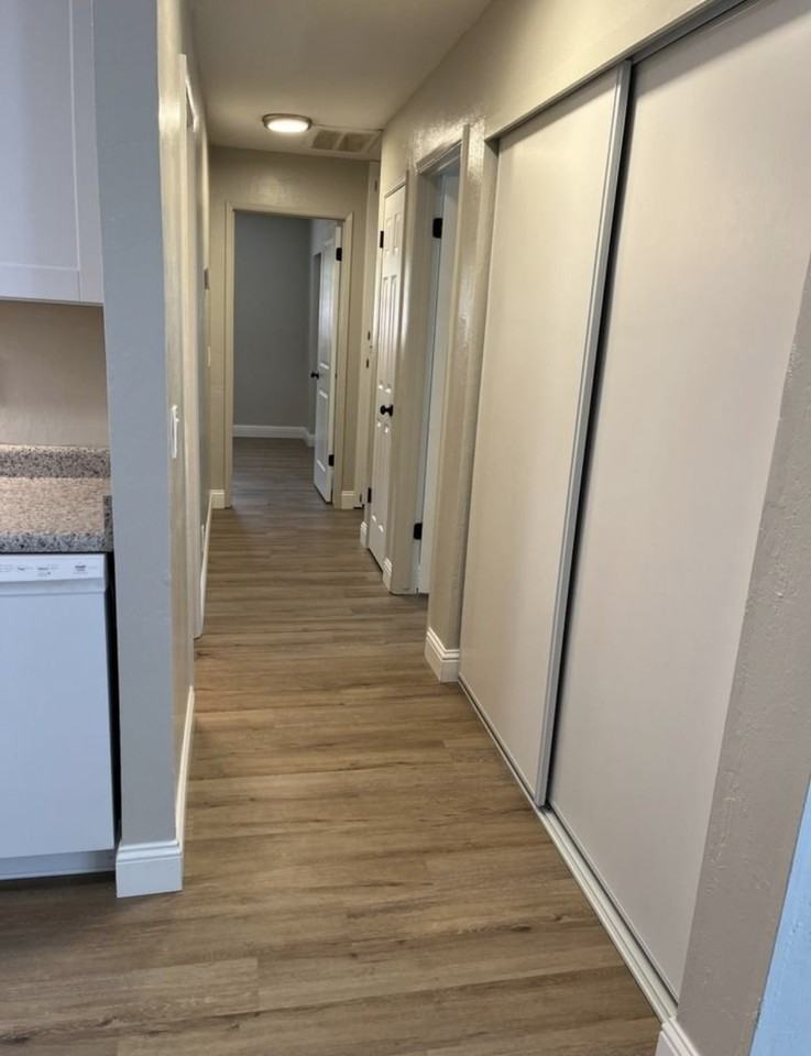 2 Carson St #C - Photo 3 of 10
