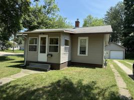featured image of 924 Hall St