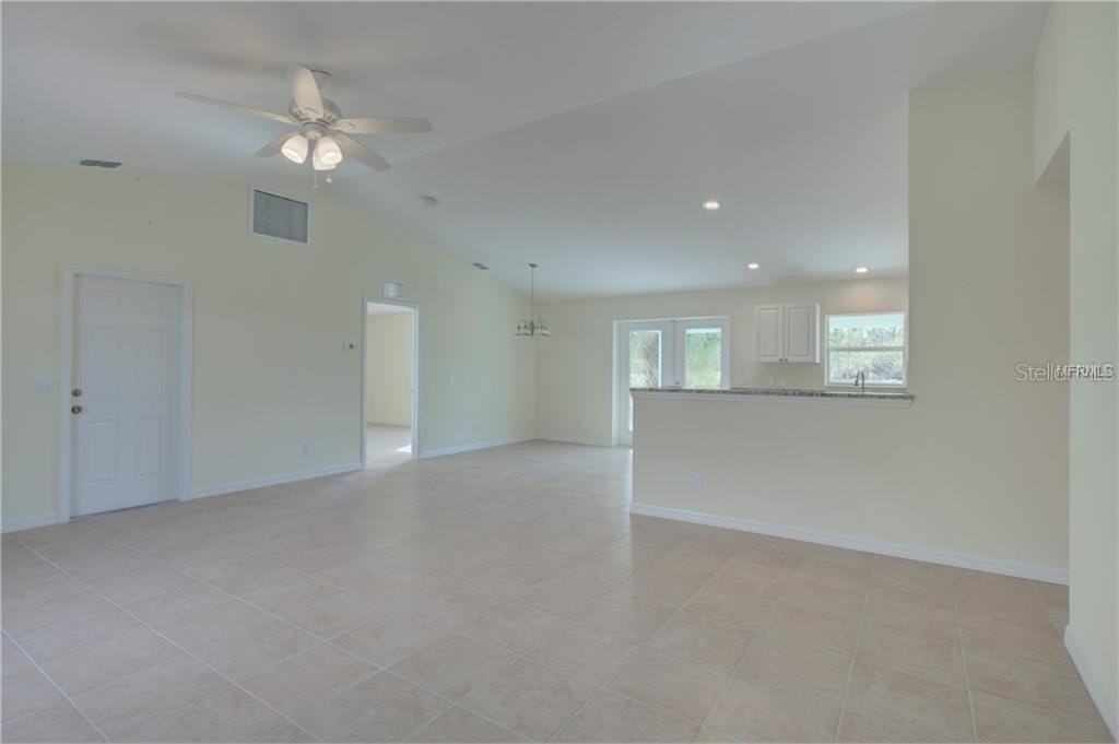 12115 Appleberg Circle - Photo 4 of 9