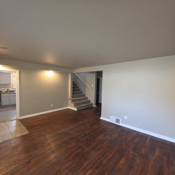 4845 University Pl #1 - Photo 4 of 11