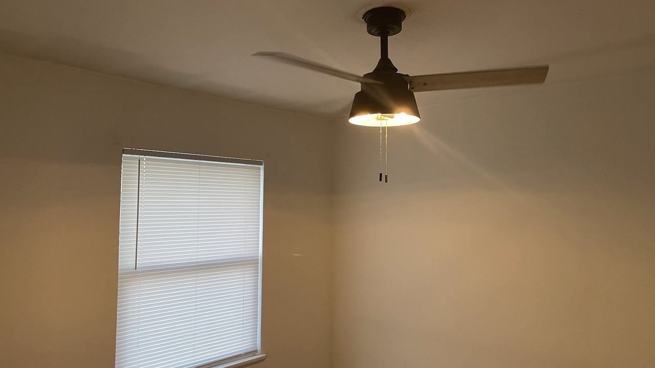 1269 Farley Dr #1269 - Photo 5 of 8