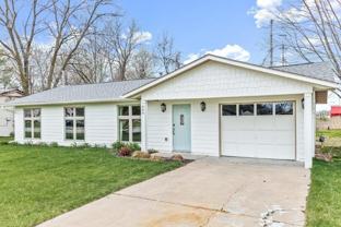 906 Se G St - Photo 1 of 1