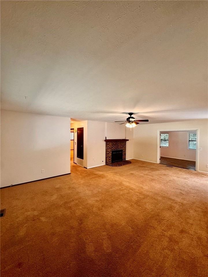 9108 Bluff Dr - Photo 2 of 26