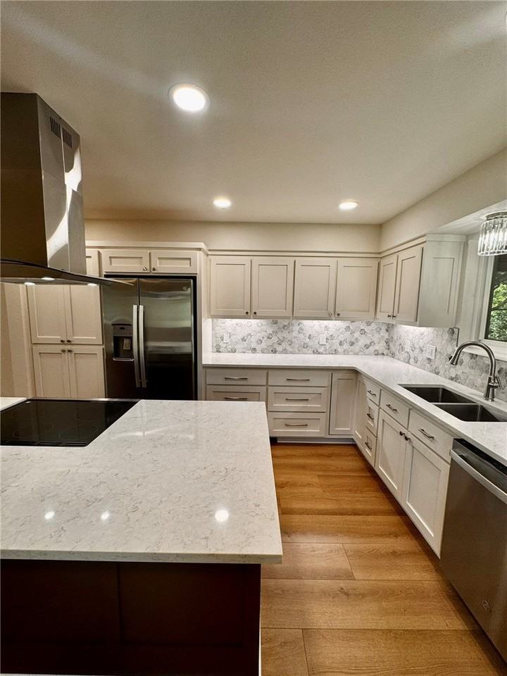 14911 Dutchmans Dr - Photo 7 of 28