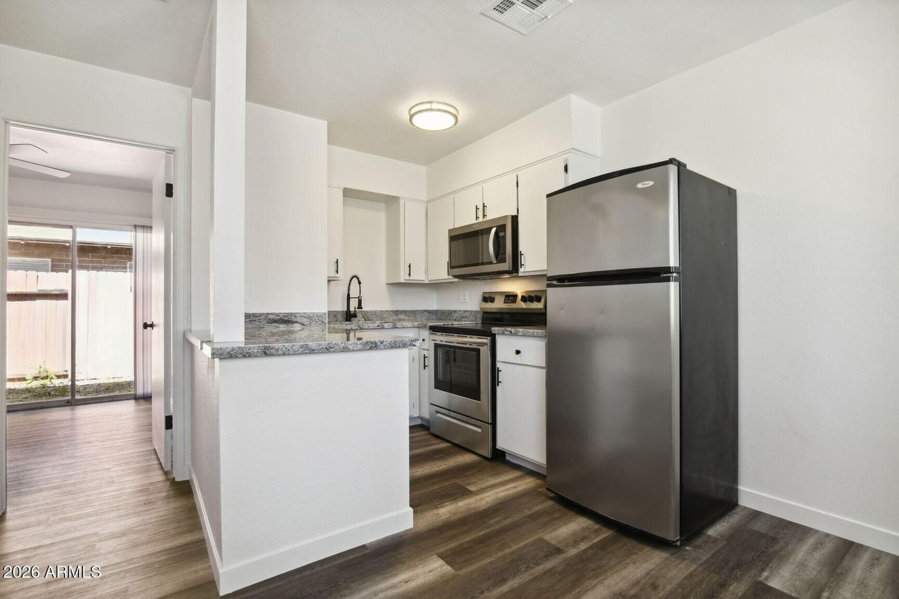 2209 S Granada Dr #C - Photo 7 of 14