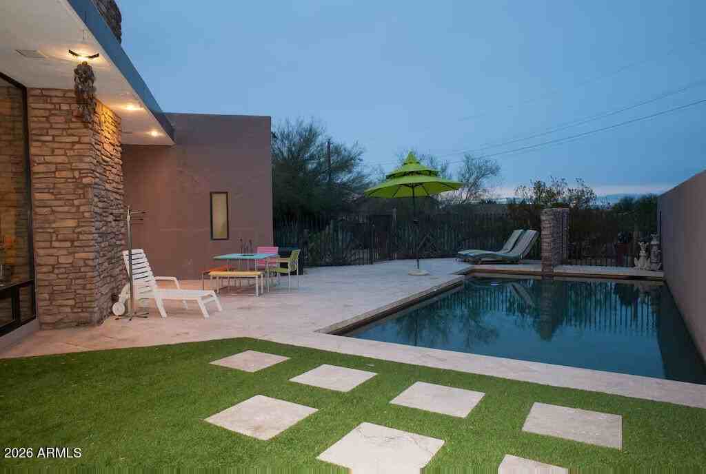 2201 E Euclid Ave - Photo 4 of 42