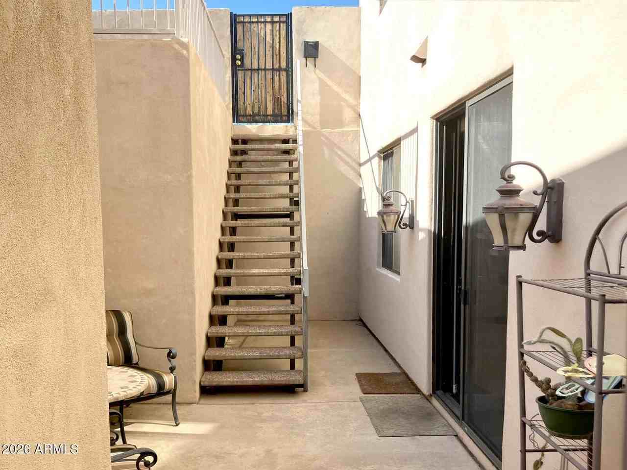 6601 E Paradise Dr - Photo 7 of 8