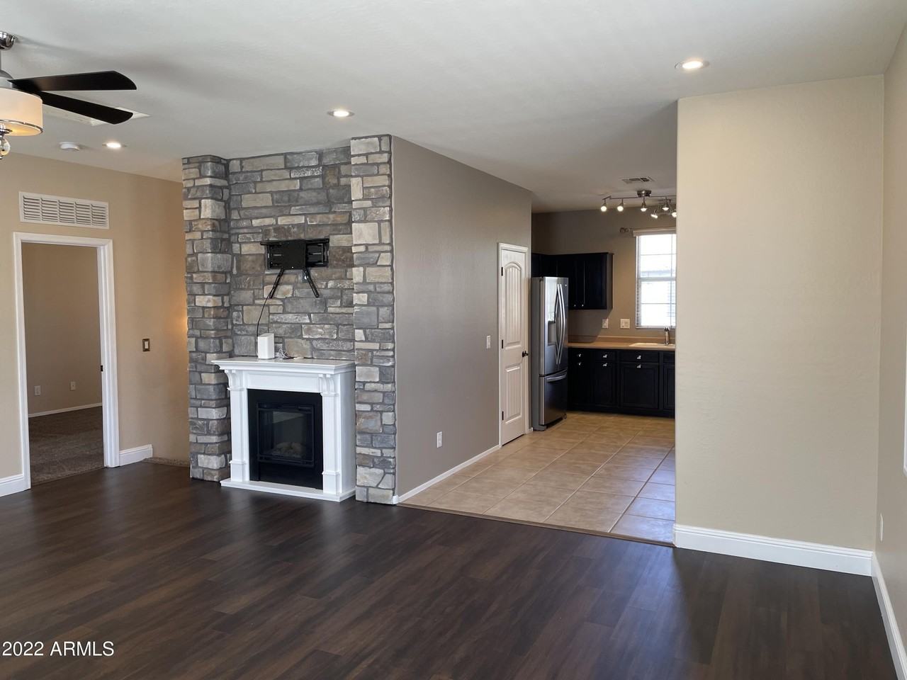 5217 W Fulton St - Photo 7 of 36