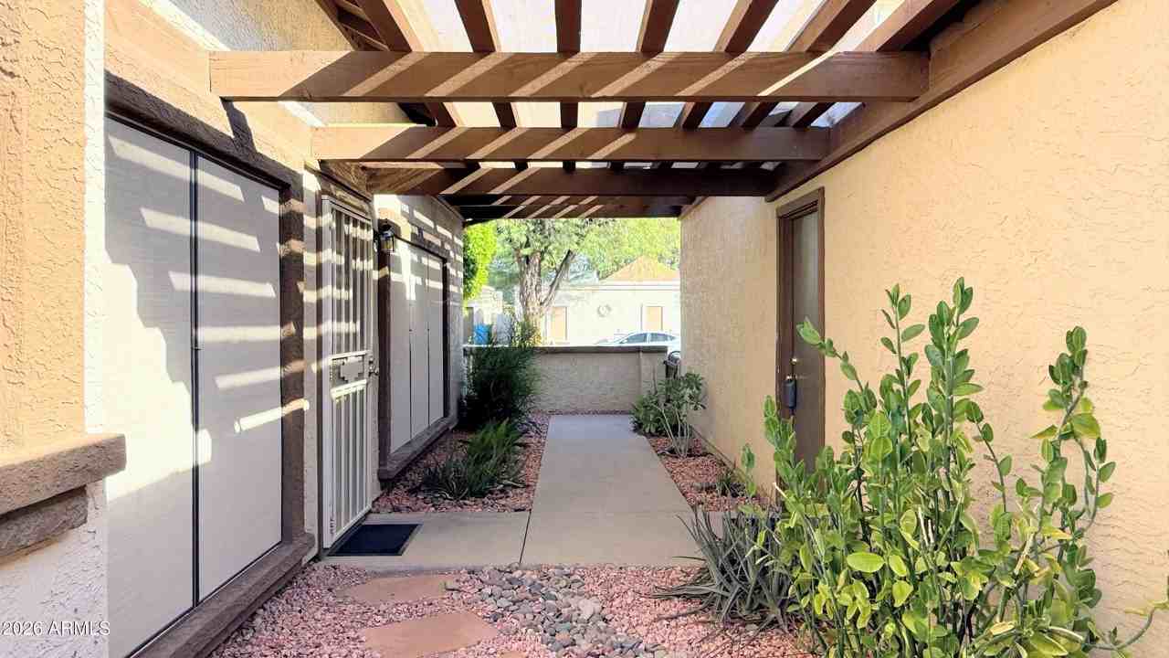 4148 W Villa Maria Dr - Photo 3 of 25