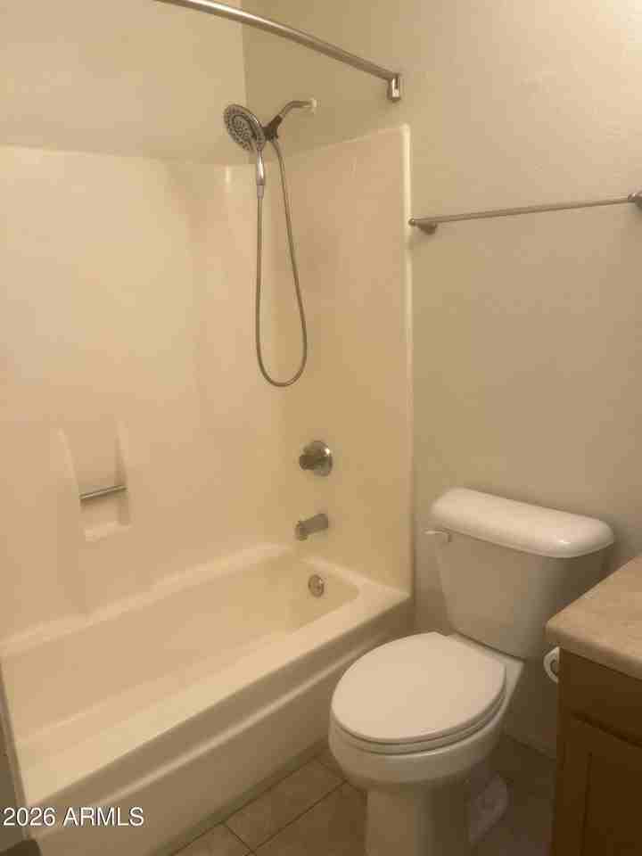 5902 W Townley Ave - Photo 6 of 37