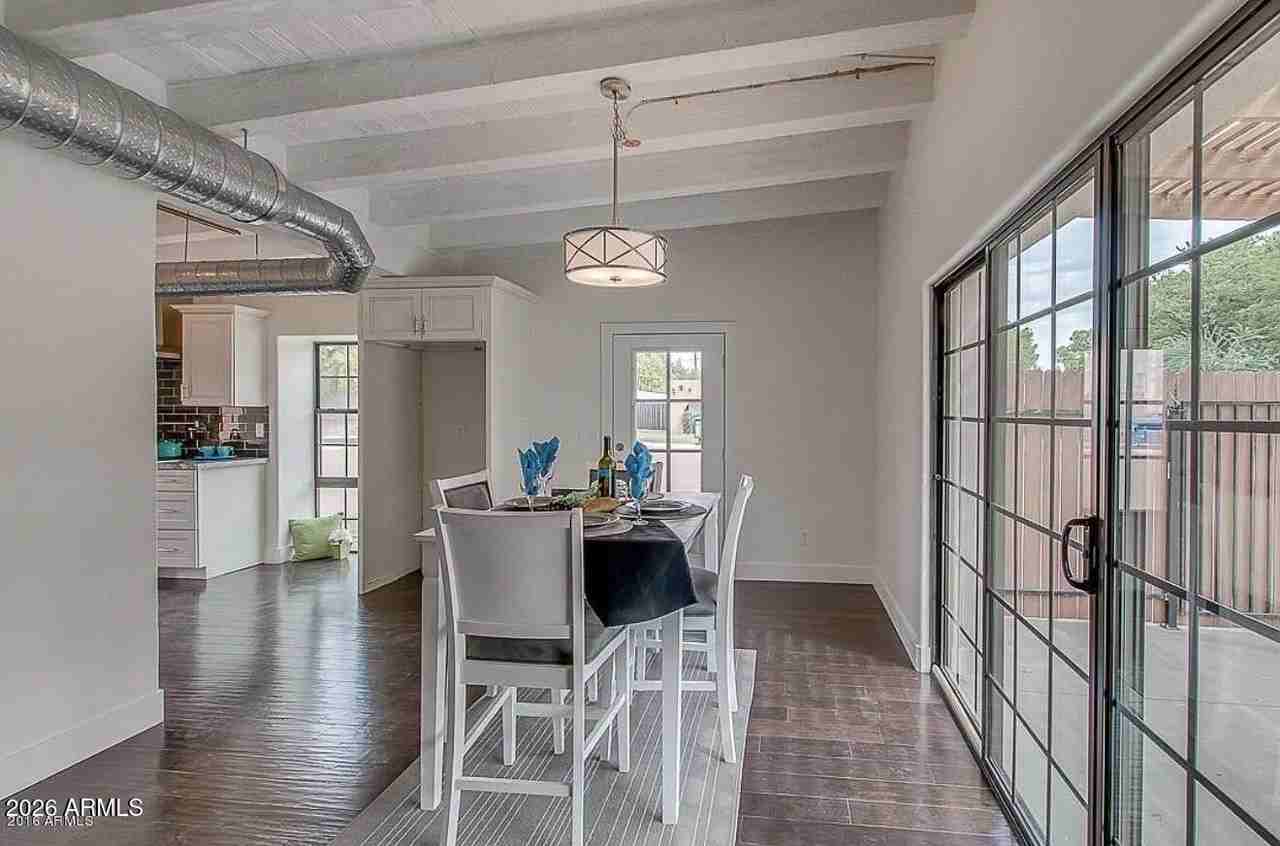 3228 N 27th St - Photo 6 of 25