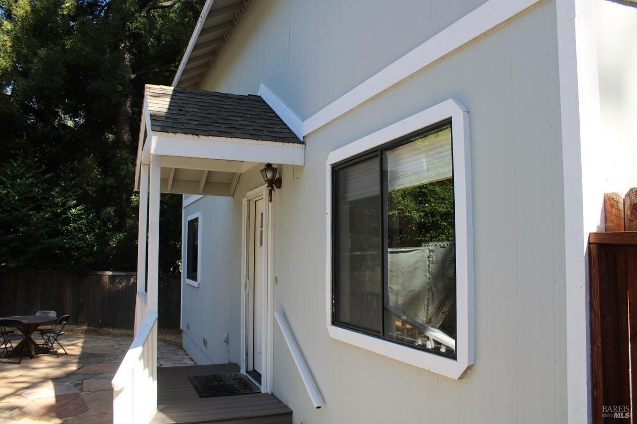 4069 Alta Vista Ave - Photo 3 of 14